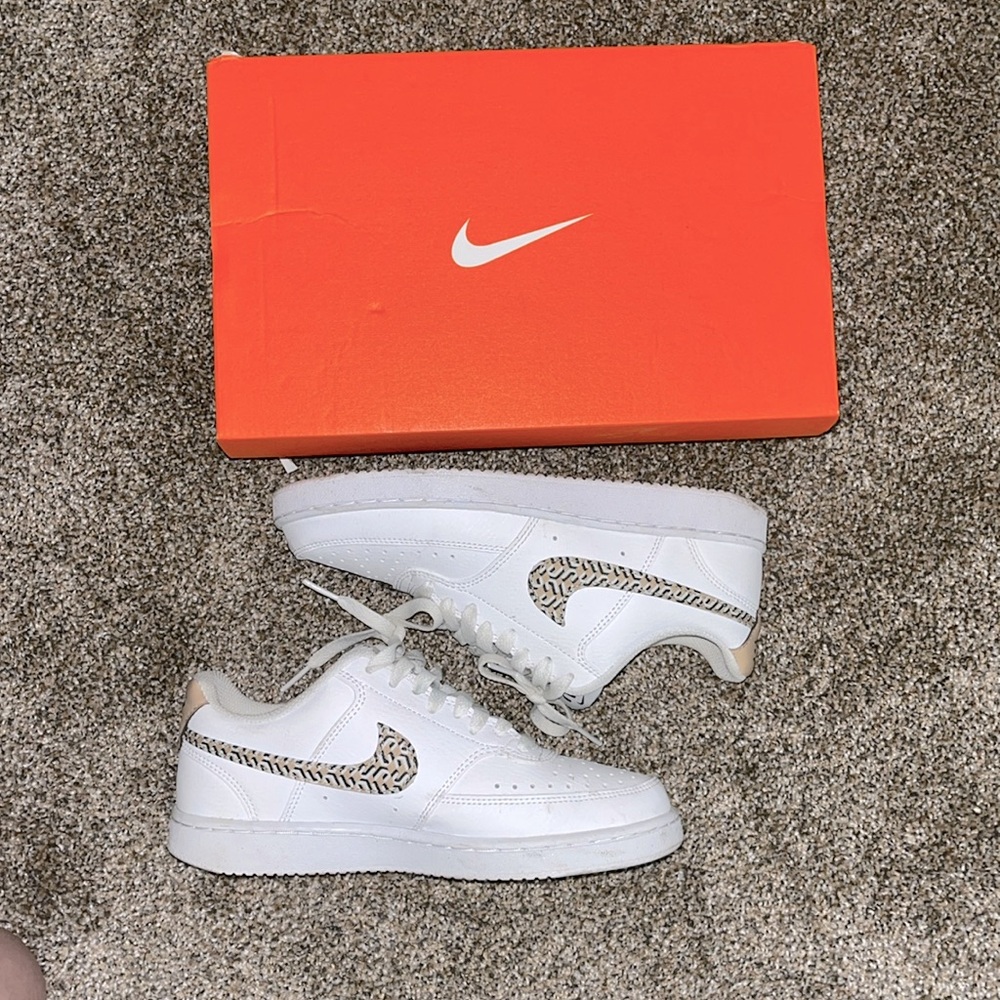 Barely used Nike court visions